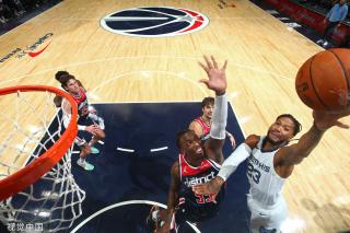 却常常显得 却常常显得